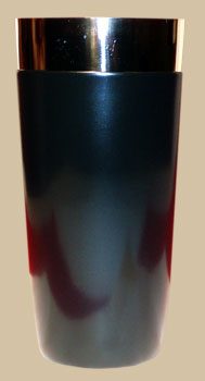 Shaker vynil černý